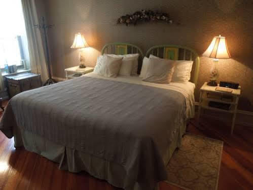Hotel Suites On Broadway 3*